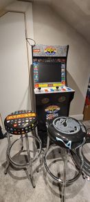 Enhanced Arcade1up Street Figther + 2 stools( extras + 7000 games)