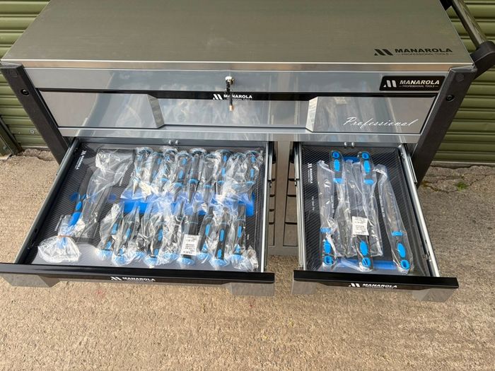 Manarola 12 Drawer Tool Box - Fully Loaded With Tools