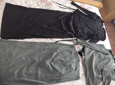 Maternity  skirt and wrap tops combo
