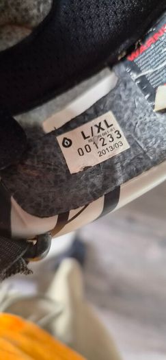 mtb helmet L/XL