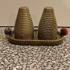 Retro Secla Pottery Portugal salt and pepper set, 60s 70s
