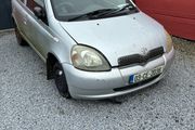03 toyota yaris