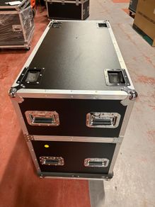 Dual Slot Speaker Fligh Case ( Suits Up To 15" )