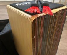 Cajon with bag and Bru-llets