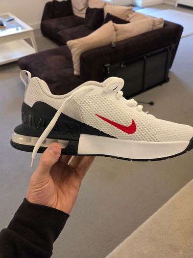 nike alpha 6 gym trainers