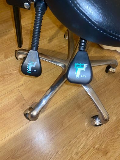 Saddle Chair