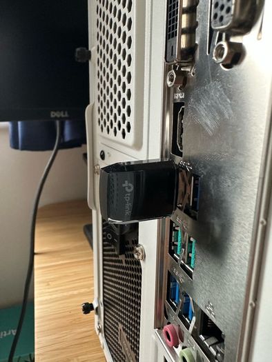 Gaming PC + 4K screen + Keyboard + Mouse