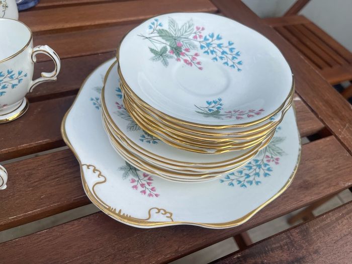 Vintage Royal Tara Fine Bone China Tea Set Floral Pattern & Gold Rim (Made in Ireland)