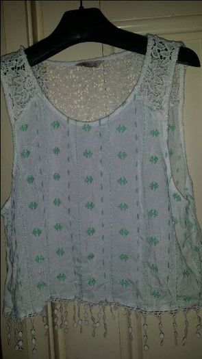 Diesel Hand-Made-Ring-Spun crop embroidered top size M Postage included