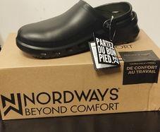 New Safety crocs size UK 6.5  euro 40