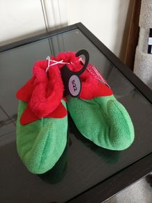 christmas Elf slippers size 5 other sizes availabke