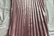 Ladies Skirt Guess size 8