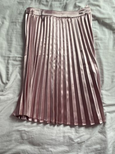 Ladies Skirt Guess size 8