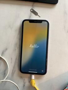 iPhone 11 (purple)