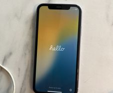 iPhone 11 (purple)