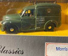 Corgi Morris Minor van  1986