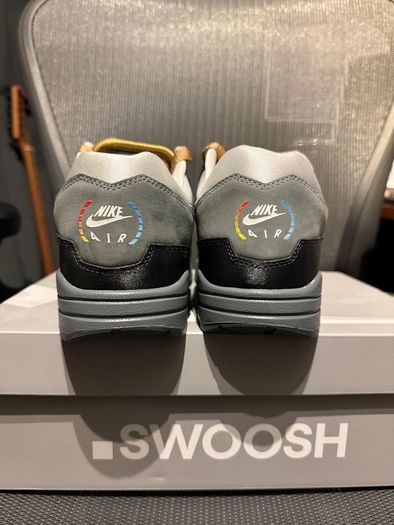 Goldeneye Nike Air Max 1