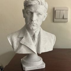 Michael Collins bust