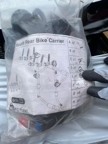 NEW Halfords 3 Bike Carrier Rack