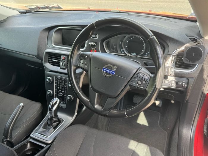 2015 Volvo V40 & 9months WARRANTY & 53k KM