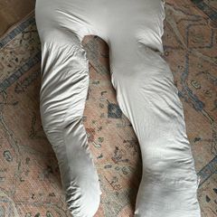 pregnancy pillow