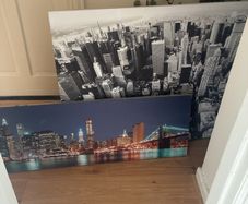 2 very large Manhattan pictures. One lights up