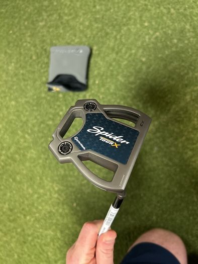 Like new Taylormade Spider putter