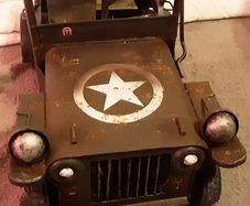 Nice metal rustic looking jeep