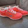 Ladies NIKE Trainers .. Size: 5 UK .. Like New ... Price Drop Image 9