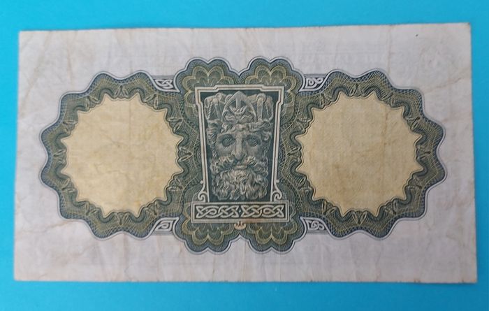 Irish 4 X 1970's  Lavery One Pound banknots in Fine  condition