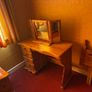 9 items of bedroom furniture. Image 4