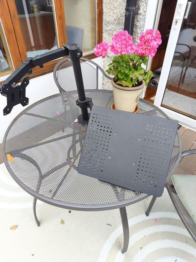 Laptop/Monitor Stand
