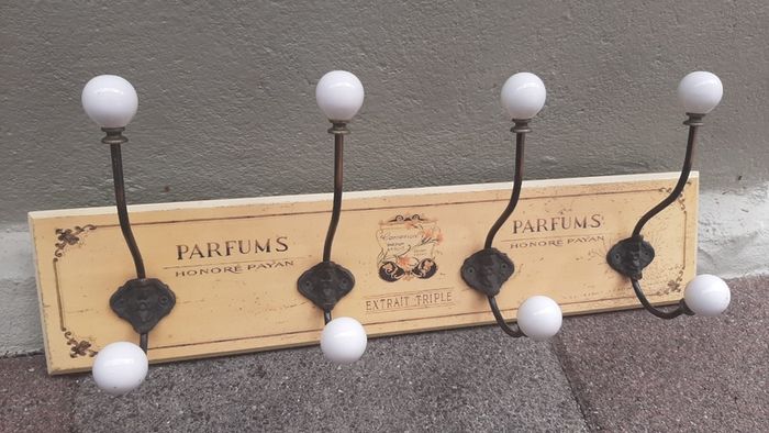 Coat rack