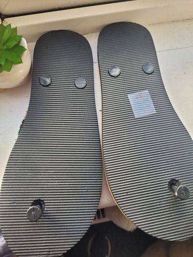 new instyle flip flops