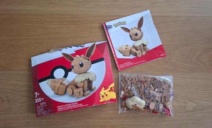 Mega Pokemon Eevee, 7+, 215 pieces