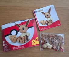Mega Pokemon Eevee, 7+, 215 pieces