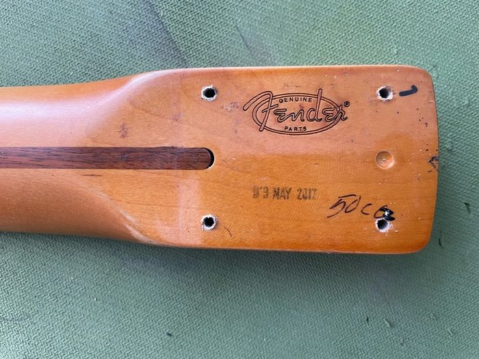 Fender Stratocaster neck