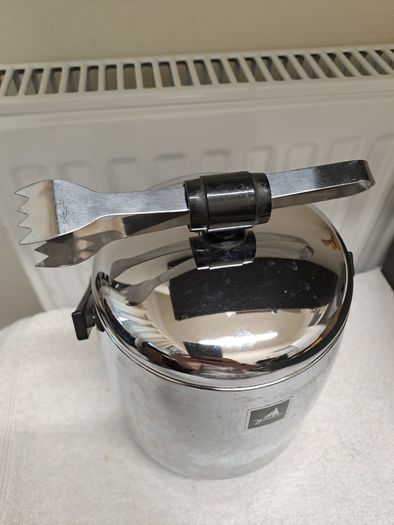 Vintage Chrome Yacht ice bucket