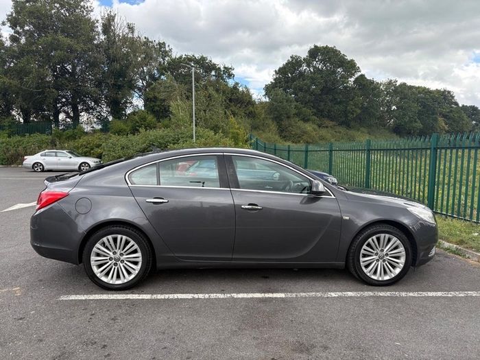 2012 Opel Insignia