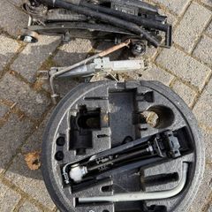 Free car jacks