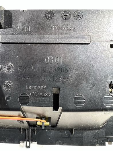 Bmw 1 3 Series E87 E90 E91 E92 E93 Centre Console Ashtray And Lighter 7078571. A3l2b611g