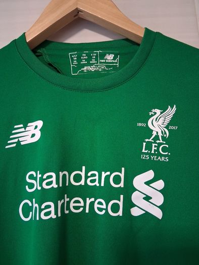 Liverpool Jersey and Shorts.Official New Balance.Boys Girls Age 4 To 5 Years. Collect In Dublin Or Receive Via Post. Boys Girls