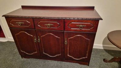Sideboard