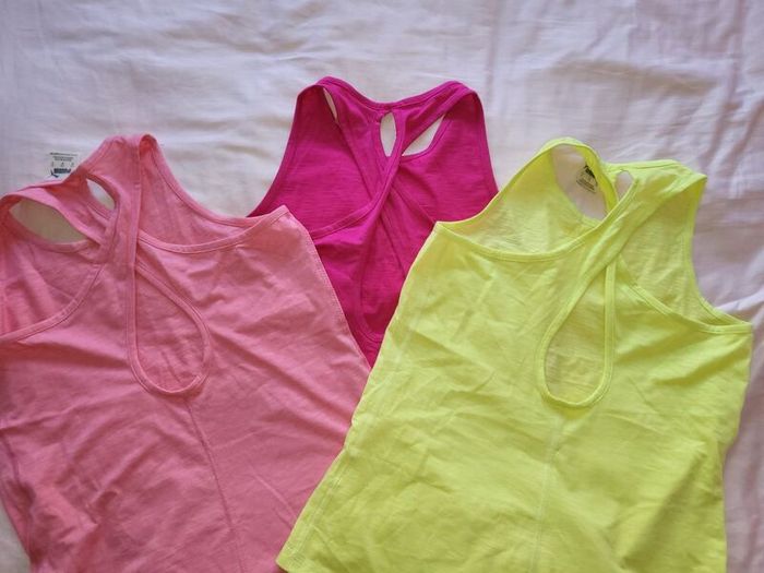 Puma tops