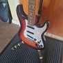 Fender strat Mim w Locking tuners Image 2