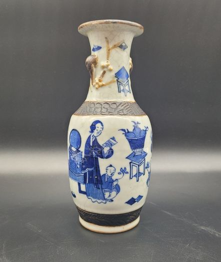 Chinese Nanking 19th Century Antique Vase Blue / White Porcelain