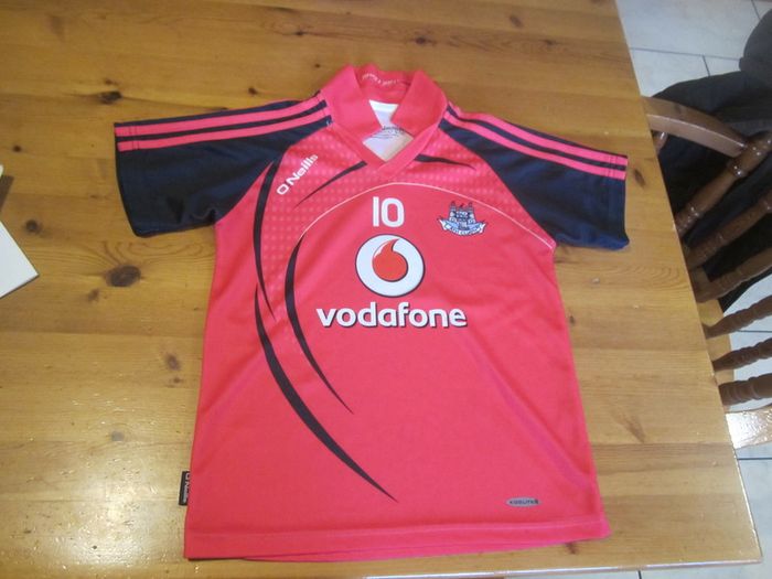 Dublin....Ath Cliath    Girls PINK  age 9-10