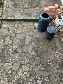 Free patio slabs/crazy paving