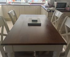 kitchen table and chairs