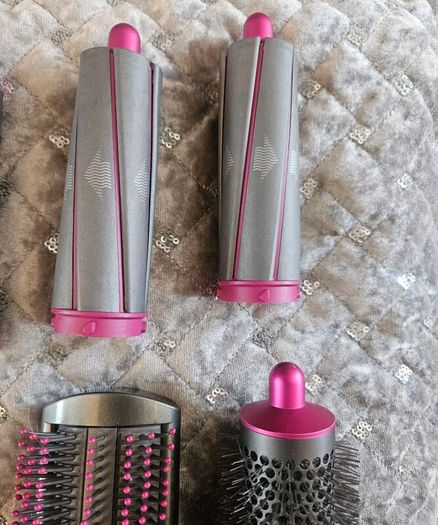 Dyson airwrap hairdryer
